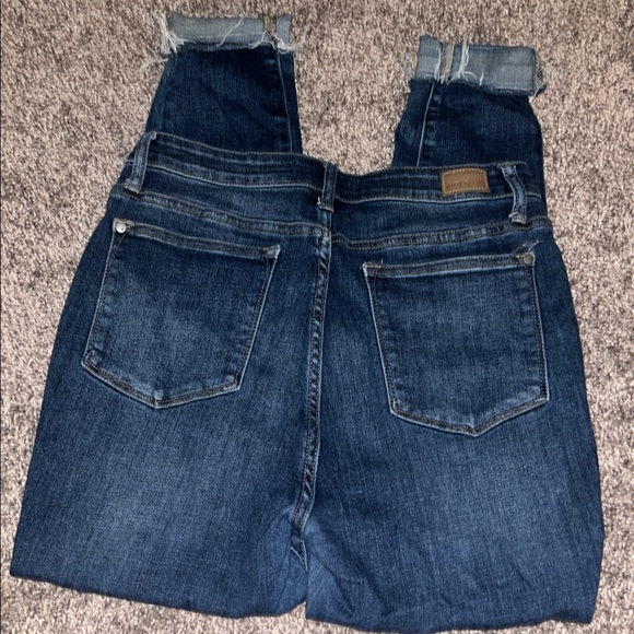 Judy Blue Cropped Jeans- Size 13/ 31 Waist - Picture 4 of 6